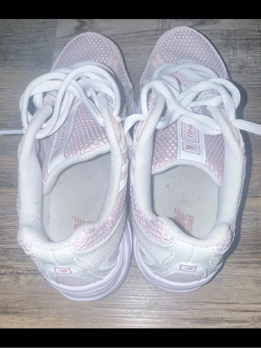 New Balance Kids Light Pink Lace-Up Sneakers